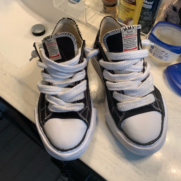 Mihara yasuhiro Black and White Sneakers